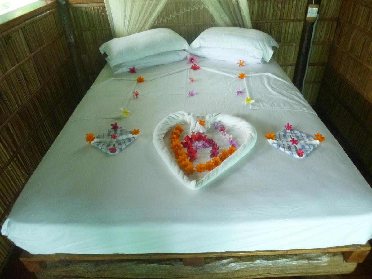 Fatboys Resort Mbambanga Bagian luar foto